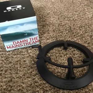 Oakley one tier glasses stand